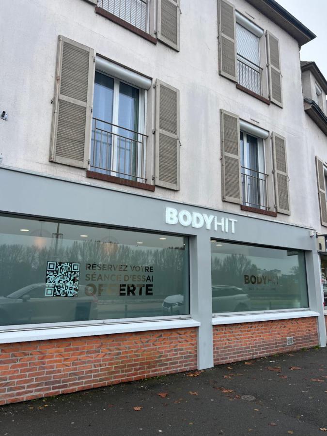 Cosy Loire, T2 Neuf, Front De Loire ,Vue Cathedrale,5Min A Pied Centre Ville Et Parking Prive Orleans Ngoại thất bức ảnh